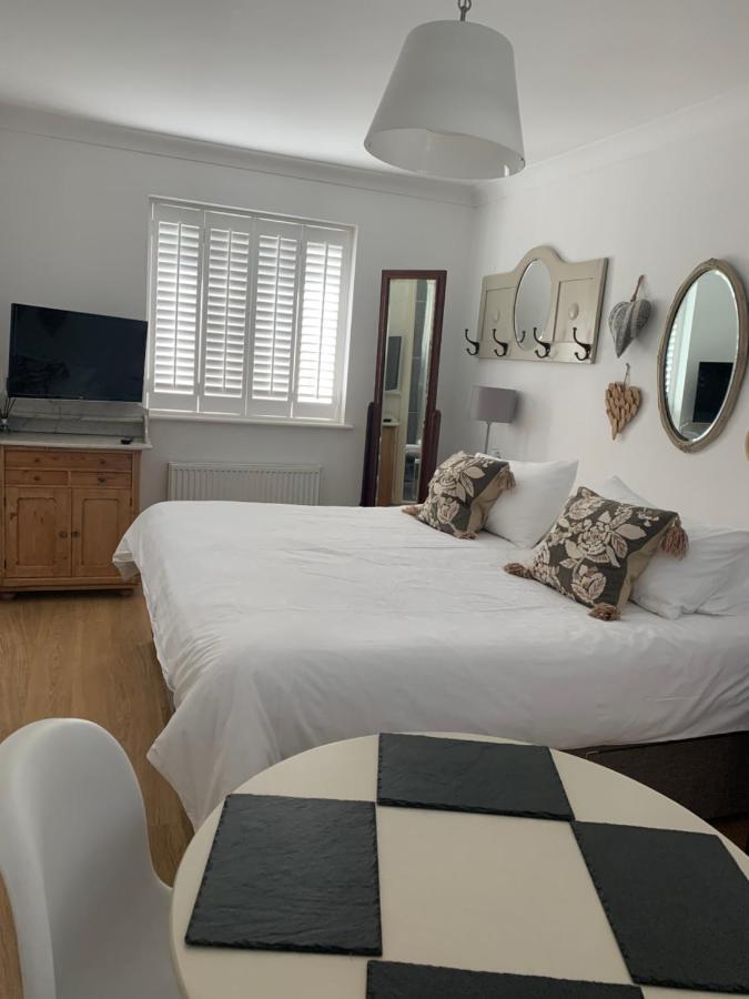 Harford En-Suite Rooms Lymington Extérieur photo